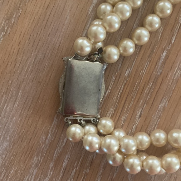 1920 pearl faux 3 strand necklace w original box latausca - Picture 4 of 6